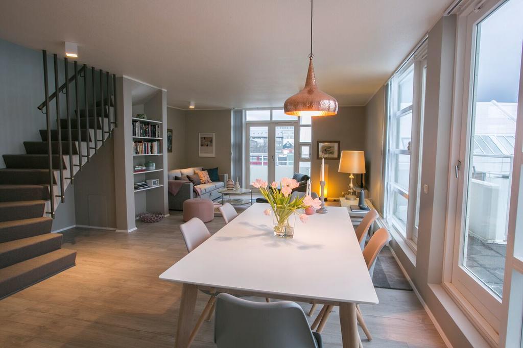 דירות רייקיאוויק Penthouse Downtown With Free Parking מראה חיצוני תמונה
